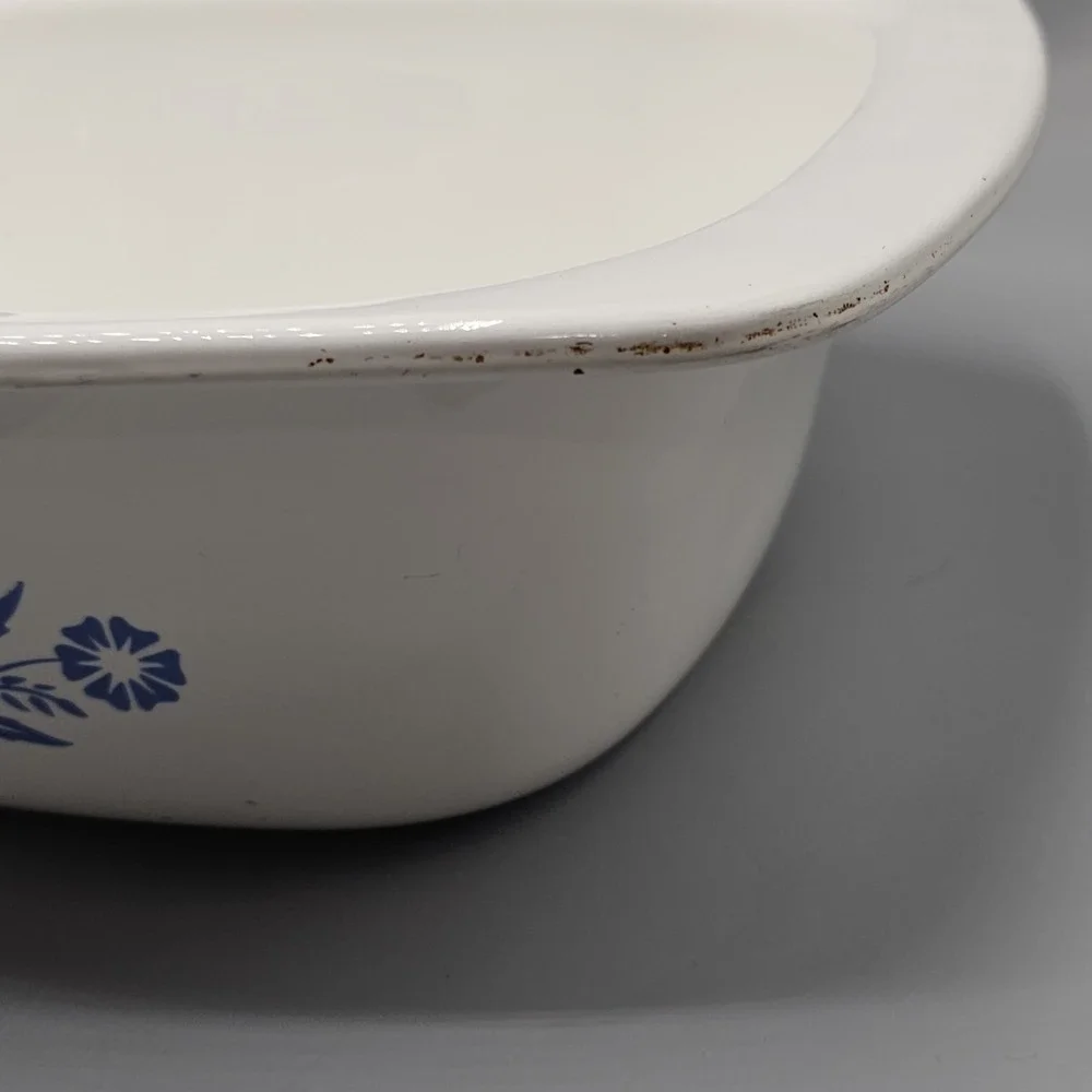 Vintage 4 Quart Corning Ware Dutch Oven Cornflower Blue W Lid  P-34-B Made USA